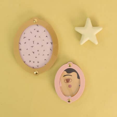 Alternative view of Little star | Yellow