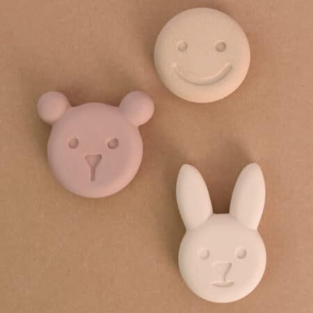 Alternative view of Rabbit | Nude