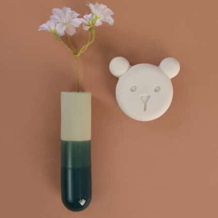 Alternative view of Bear | Mint