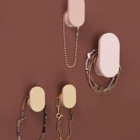 Alternative view of Printed Hook | 15. Beige