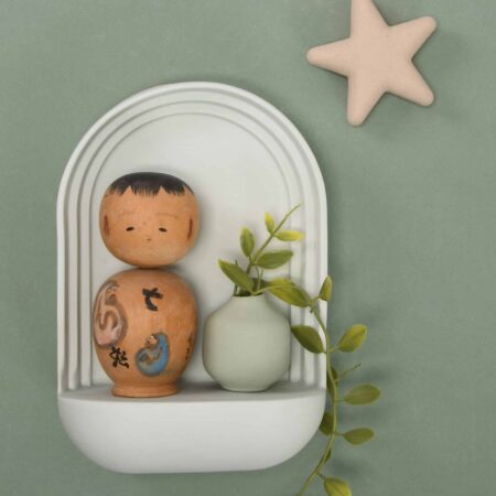 Alternative view of Curiosity cabinet | Mint