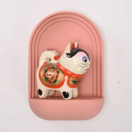 Curiosity cabinet | Coral red