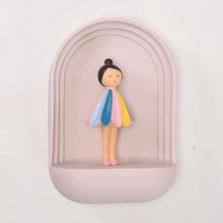 Curiosity cabinet | Pink